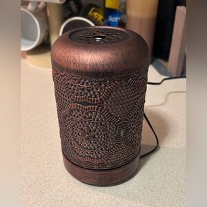 Intricate Brown Home Accent Diffuser W/ 4 Fragrance Oils